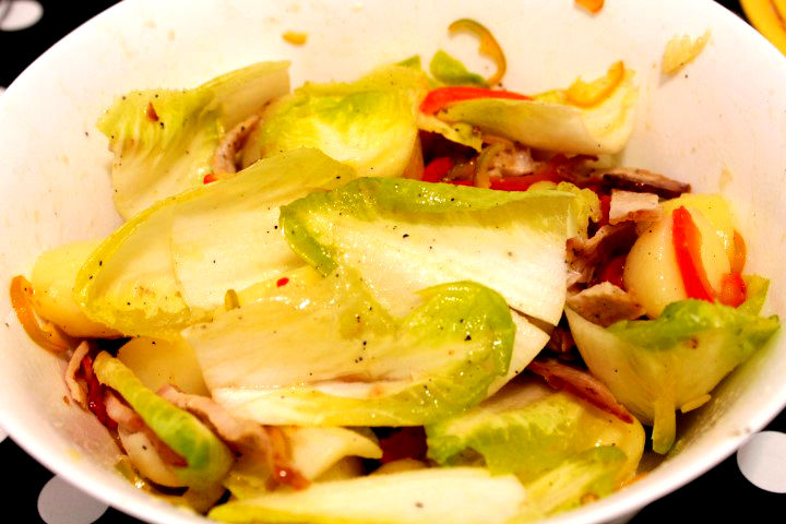amestecare salata de andive