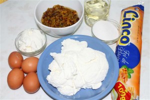 ingrediente placinta cu branza