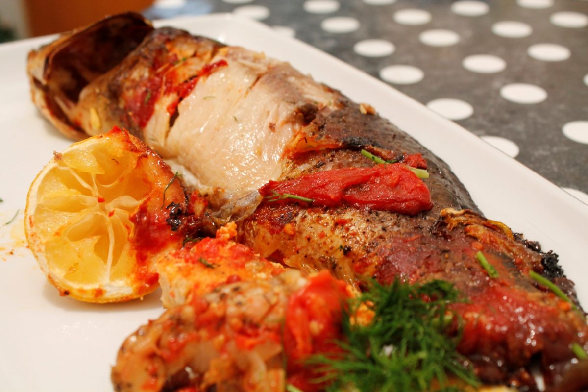 Grap la cuptor cu sos de rosii