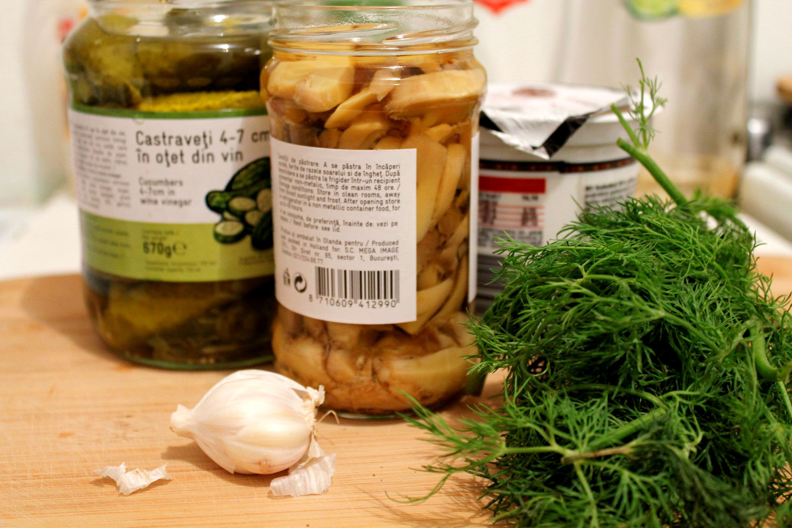 ingrediente salata de ciuperci cu castraveti